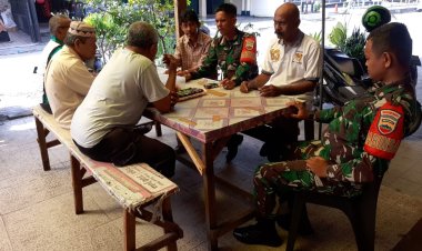 Babinsa Kodim 0301/Pbr Ajak Masyarakat Terus Jaga Kamtibmas.