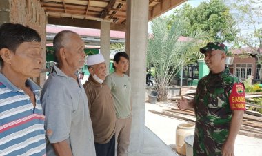 Babinsa Kodim 0301/Pbr Ajak Masyarakat Jaga Kamtibmas Melalui Komsos