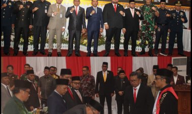 Dandim 0301/Pbr  Hadiri Pelantikan Pimpinan DPRD Kota Pekanbaru Periode 2024-2029