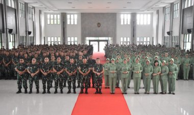 Dandim 0301/Pbr Ikuti Pengarahan Pangdam I/BB Saat Kunker ke Riau