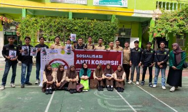 Mahasiswa Teknik industri Umri Sosialisasikan Peran Generasi Muda Cegah Korupsi di SMAN 9 Pekanbaru