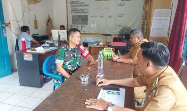 Babinsa Kodim 0301/Pbr Tingkatkan Sinergitas Melalui Komsos Bersama Lurah
