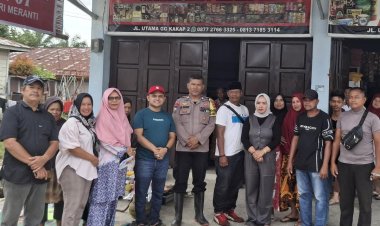 PMP Salurkan Bantuan Pada Korban Banjir Bersama Polsek Rumbai Barat