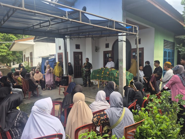 Dandim 0301/Pekanbaru Beri Dukungan Moril kepada Keluarga Anggota yang Berduka