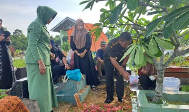 Wujud Empati, Dandim 0301/Pekanbaru Melayat ke Rumah Duka Keluarga Anggota