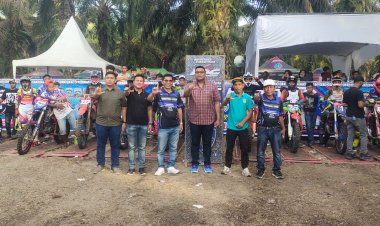 Kapolres Kampar Dukung Bibit Balap di Kejuaraan Grasstrack!"