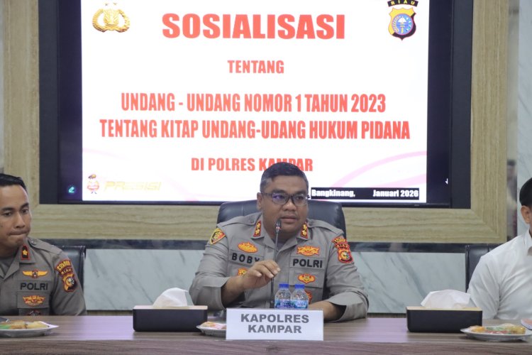 Polres Kampar Bekali Penyidik dengan KUHP & KUHAP Baru, Kapolres: Tingkatkan Profesionalisme, Jamin Keadilan'!
