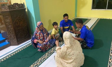 Satgas TMMD ke-127 Kodim 0301/Pekanbaru Tadarus Bersama Warga, Ramadhan Terasa Lebih Hangat