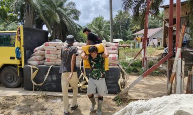 Dari Pundak Prajurit untuk Rumah Warga: Satgas TMMD Bangun Harapan di Tuah Negeri