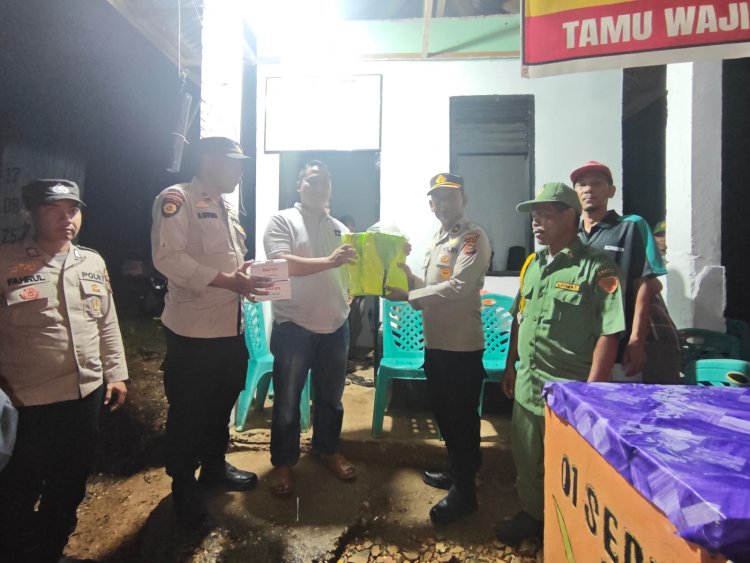 Kapolsek Kampar Kiri Ronda ke Satkamling, Apresiasi Peran Masyarakat Jaga Lingkungan!