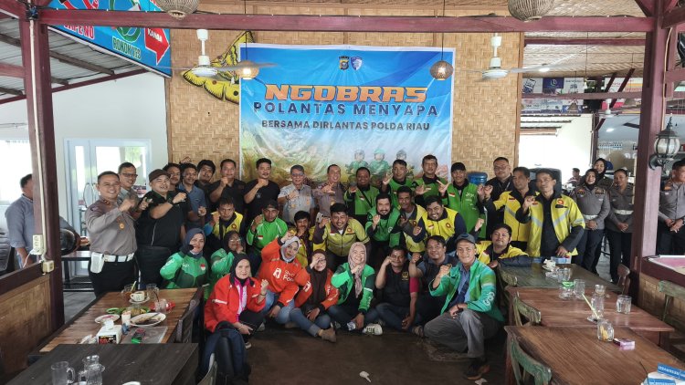 Dirlantas Polda Riau dan Kanwil Jasa Raharja Riau Ngobras Bersama Komunitas Ojol Se-Kota Pekanbaru