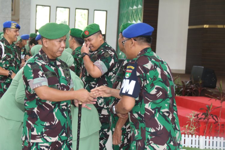 Dandim 0301/Pekanbaru Hadiri Laporan Korps, Kenaikan Pangkat Jadi Amanah Baru