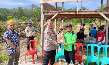 Dukung Swasembada Pangan 2026, Kapolsek Kampar Pimpin Penanaman Jagung Kuartal II di Rumbio Jaya