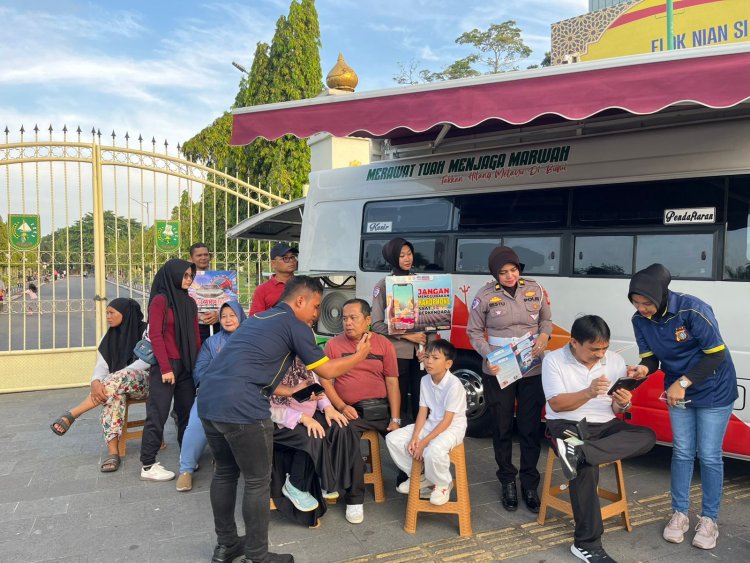 Ditlantas Polda Riau Semarakkan CFD Pekanbaru, Edukasi Kamseltibcarlantas hingga Ajak Masyarakat Ramaikan Riau Bhayangkara Run 2026