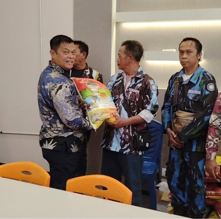 Baksos IPK Riau Salurkan 500 Paket Sembako untuk Masyarakat Prasejahtera di Pekanbaru
