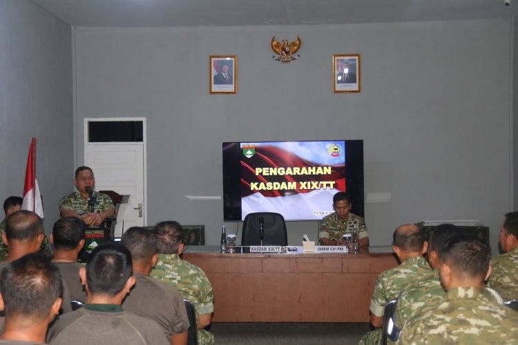 Personel Kodim 0301/Pekanbaru Terima Pengarahan Kasdam XIX/Tuanku Tambusai