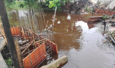 Tiga Lokasi Pembangunan Jembatan Garuda Terendam, Pekerjaan Ditunda Sementara