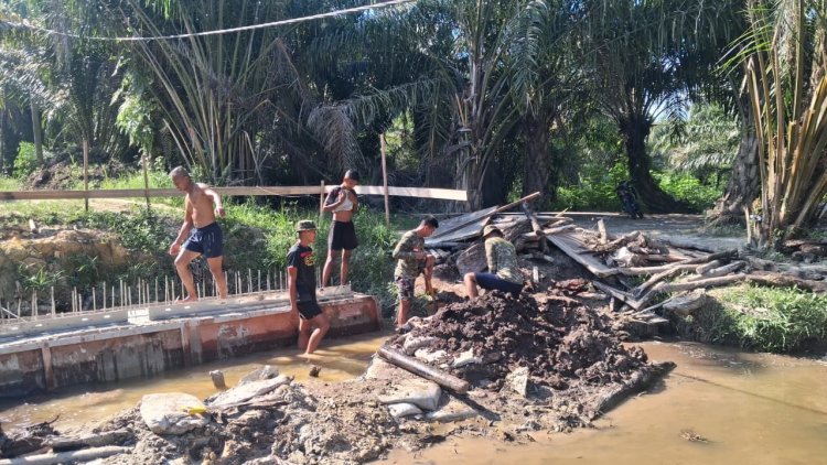 Demi Kelancaran Aktivitas Warga, Pembangunan Tiga Jembatan Garuda Terus Berjalan Optimal