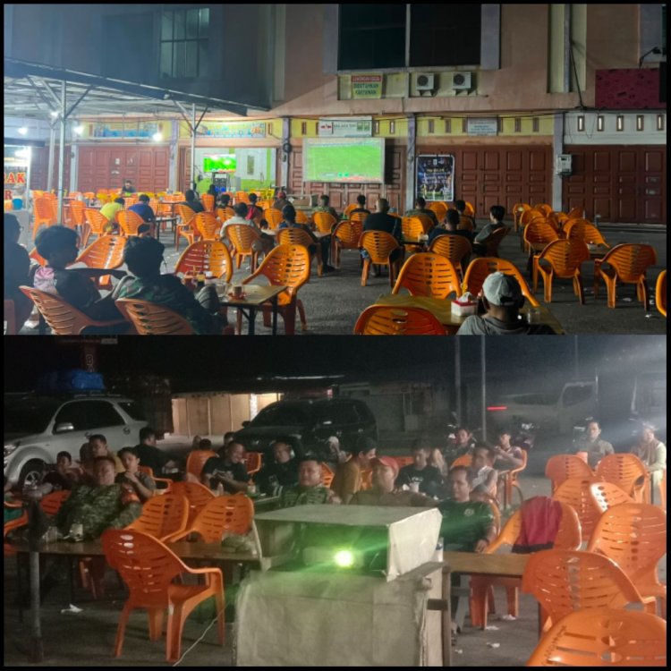 Nobar Piala Dunia 2026, Babinsa dan Warga Binawidya Pererat Kebersamaan