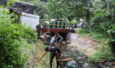 Sambut HUT ke-81 TNI, Kodim 0301/Pekanbaru Gelar Karya Bakti dan Gerakan Peduli Sampah